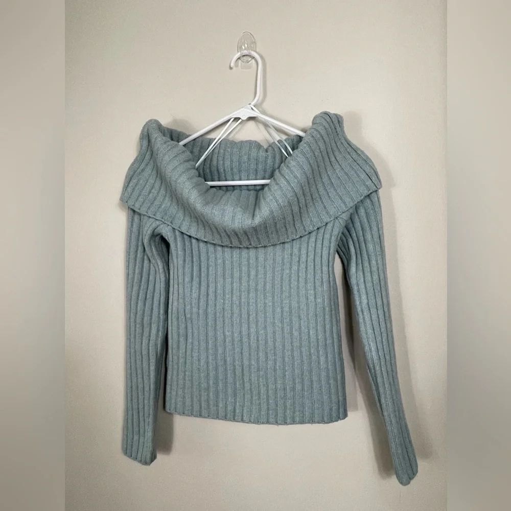 Off-The-Shoulder Sweater Top Blue Ribbed Women's Size S NWT - Picture 2 of 13